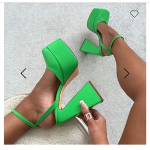 Simmi London Patent Platform Block Hills